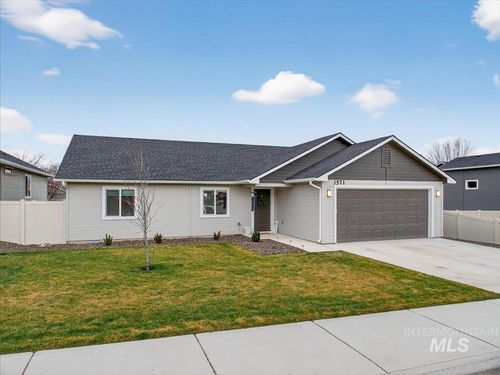 1571 Regency Way, Emmett, ID, 83617-3744 | Card Image