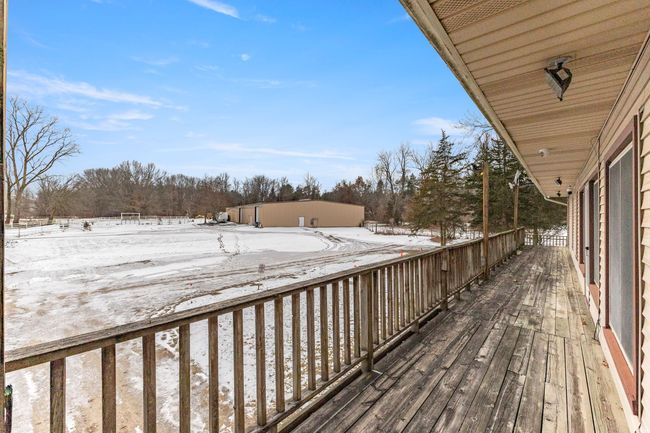 Back porch on upper level | Image 35