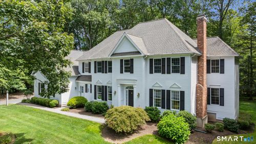7 School House Ln, Simsbury, CT, 06070-1979 | Card Image