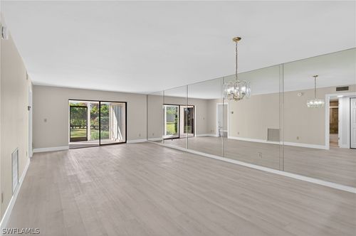 b101-5773 Gage Ln, NAPLES, FL, 34113-3585 | Card Image