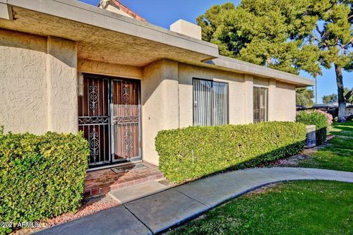 7706 E Vista Dr, Scottsdale, AZ, 85250-6878 | Card Image