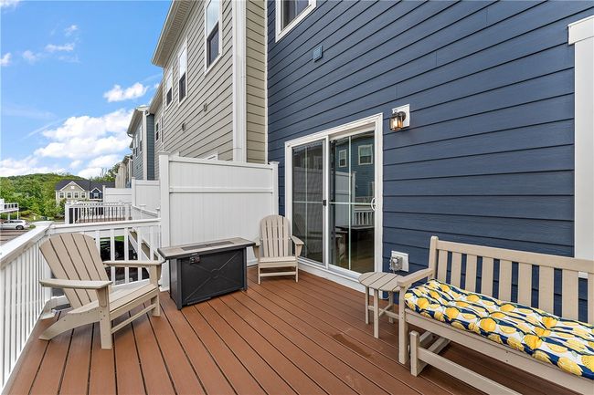 1001 Mohawk Ln, Townhouse with 3 bedrooms, 3 bathrooms and 2 parking in Mars PA | Image 45