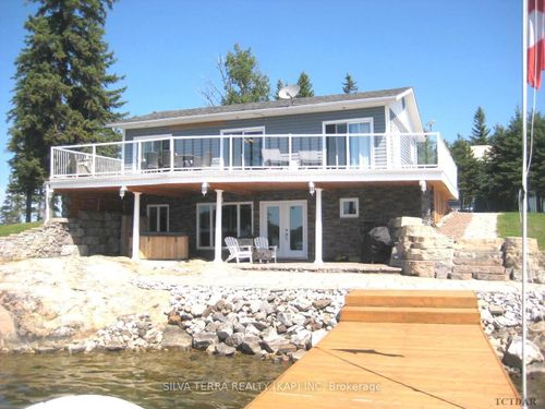 17 Sailing Club Rd, Moonbeam, ON, P0L1V0 | Card Image