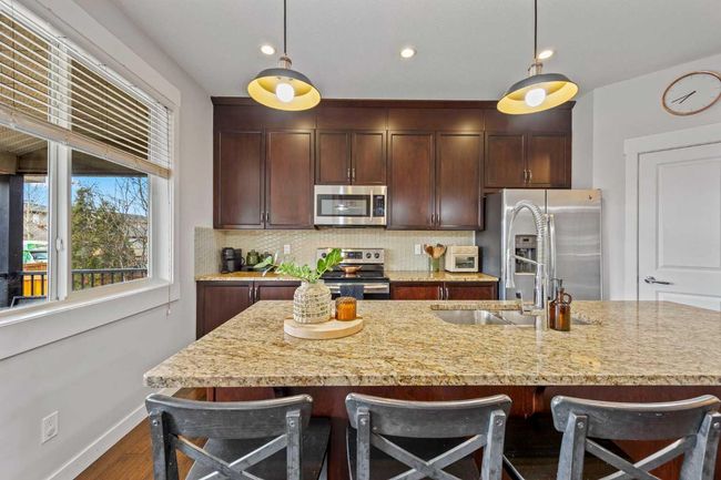 228 Rainbow Falls Green, Home with 3 bedrooms, 3 bathrooms and 4 parking in Chestermere AB | Image 14