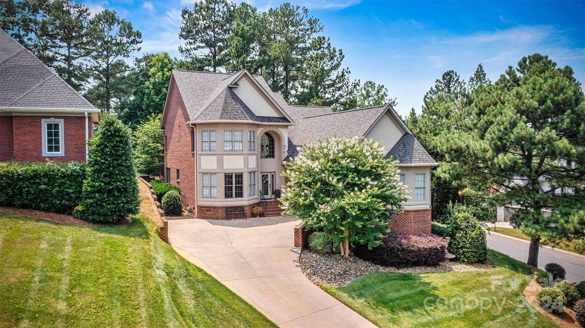 Baltusrol Dr, Denver, NC 28037