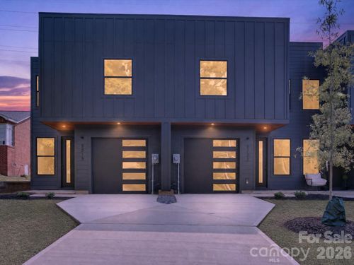 2725 Watson Dr, Charlotte, NC, 28208-6255 | Card Image