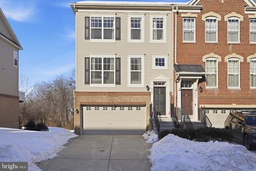 9052 Isabel Ln, MANASSAS PARK, VA, 20111-8045 | Card Image