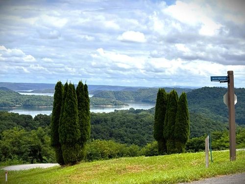 15C Swann Ridge Rd, Hilham, TN, 38568 | Card Image