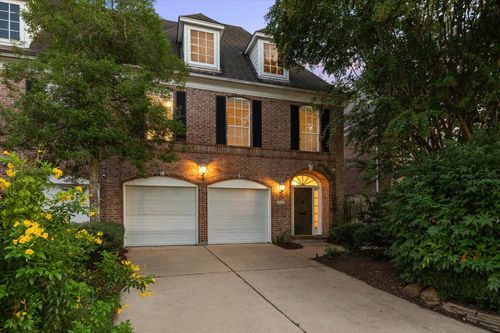 5563 Beverlyhill St, Houston, TX, 77056-6801 | Card Image
