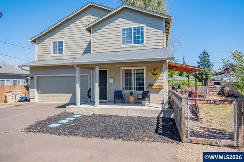 1055 Grove St, Lebanon, OR, 97355-4121 | Card Image