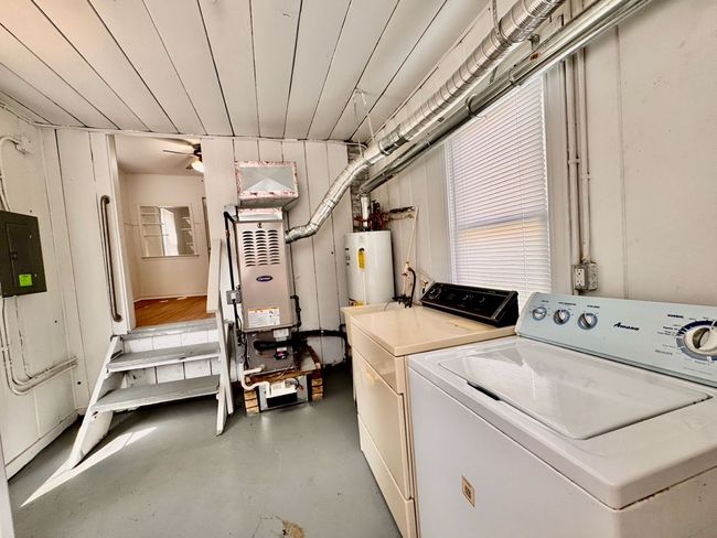 20826 Gentner St, House other with 3 bedrooms, 1 bathrooms and null parking in Warren MI | Image 25