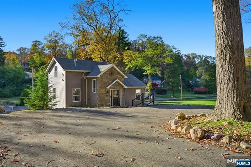 114 Townsend Rd, Wanaque, NJ, 07465-2405 | Card Image