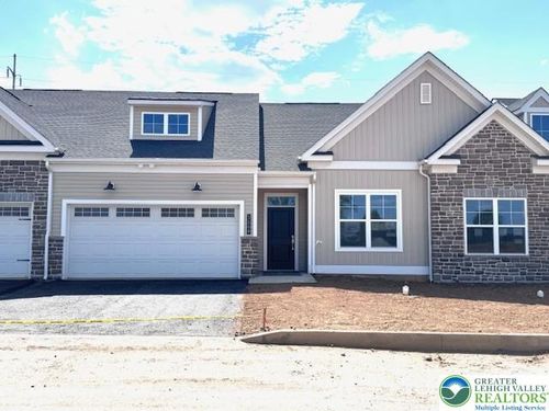 3008 Cedar Ln, Allentown, PA, 18103-5518 | Card Image