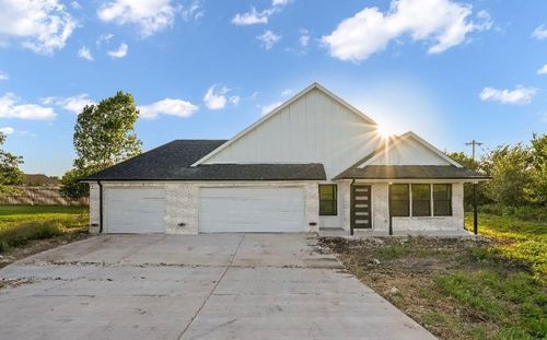 11 Red Rd, Howe, TX, 75459-3542 | Card Image