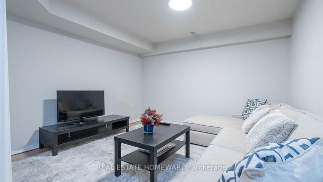 81 Hadden Cres, House other with 3 bedrooms, 3 bathrooms and 2 parking in Barrie ON | Image 22