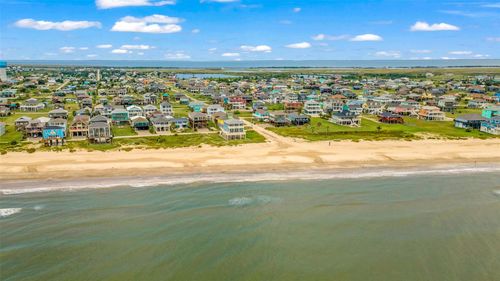 1971 Gulf St, Crystal Beach, TX, 77650 | Card Image