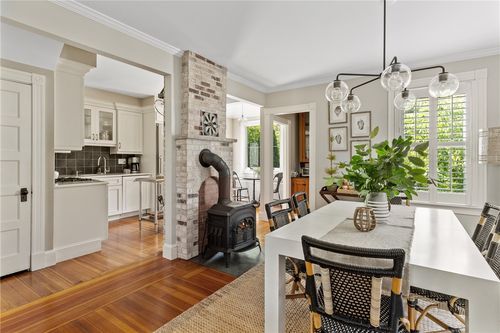 21 John St, Newport, RI, 02840-3105 | Card Image