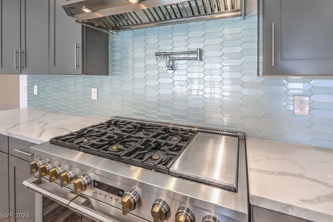4250 Lailah Skye Ave, House other with 4 bedrooms, 4 bathrooms and null parking in Las Vegas NV | Image 11