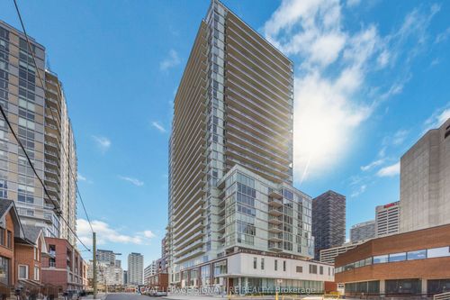 2404-33 Helendale Ave, Toronto, ON, M4R0A4 | Card Image