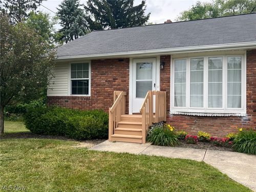 7a-438 North St, Chardon, OH, 44024-1065 | Card Image