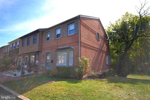 119 Providence Ave, DOYLESTOWN, PA, 18901-2228 | Card Image