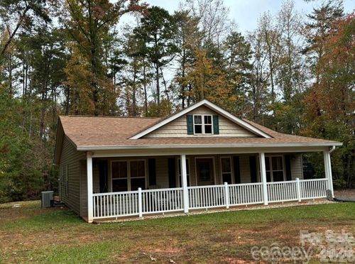 369 Pinecrest Cir, Troy, NC, 27371-9761 | Card Image