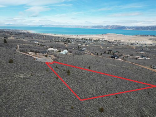 37-3335 S Mules Ear Cir, Garden City, UT, 84028 | Card Image
