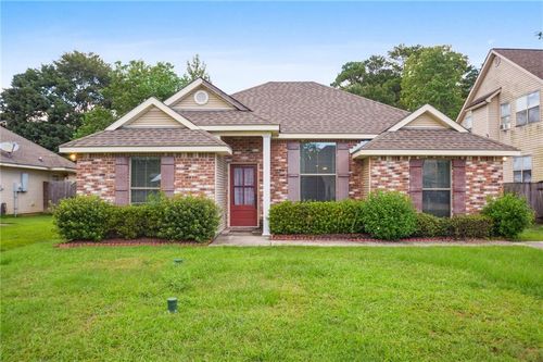 2143 3rd St, Mandeville, LA, 70471-6428 | Card Image