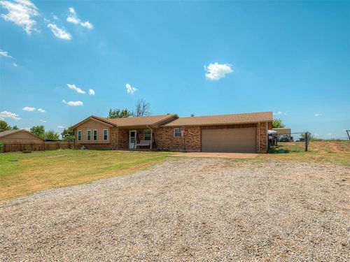 6317 Futurity Drive, Harrah, OK, 73045 | Card Image