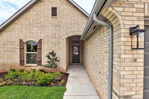 3408 Slate River Dr, Yukon, OK, 73099-3685 | Card Image