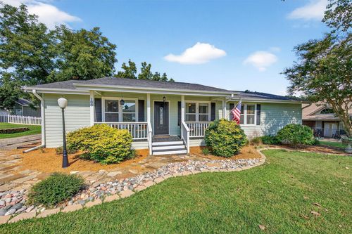 103 Bowie Dr, Lake Kiowa, TX, 76240-9459 | Card Image