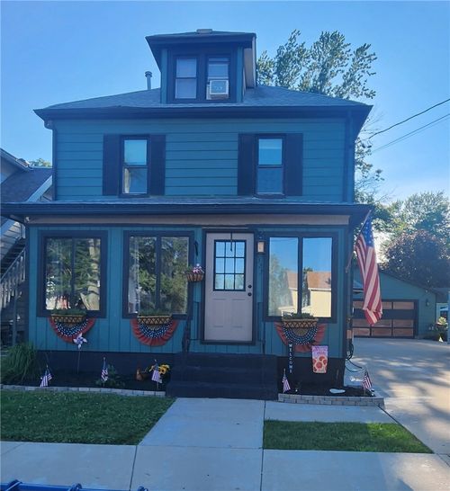 327 N Transit St, Lockport, NY, 14094-2136 | Card Image