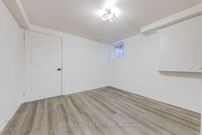 1579 Heathside Cres, House other with 7 bedrooms, 6 bathrooms and 4 parking in Pickering ON | Image 36