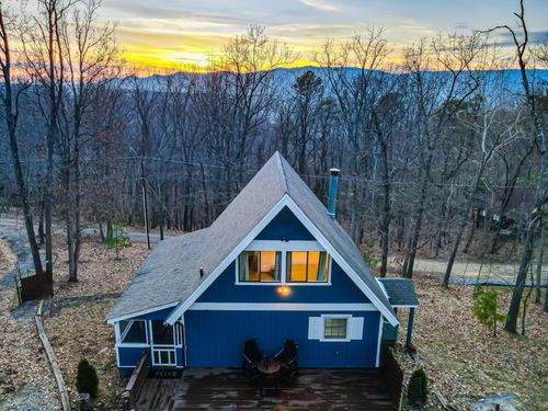 137 Park View Ln, SHENANDOAH, VA, 22849-3366 | Card Image