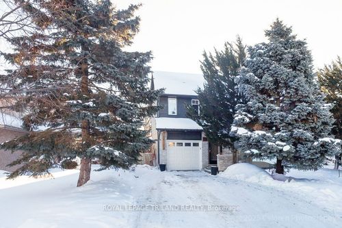 22 Westwinds Dr, London, ON, N6C5M4 | Card Image
