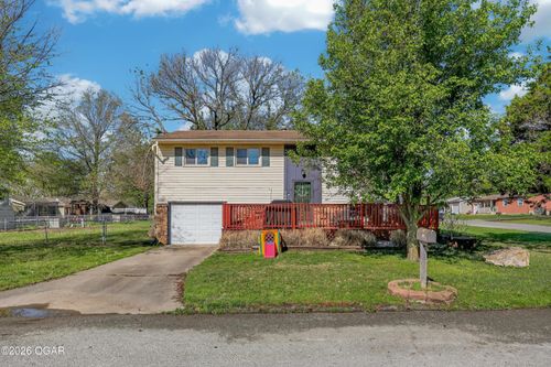 500 N Catalina St, Frontenac, KS, 66763-2341 | Card Image