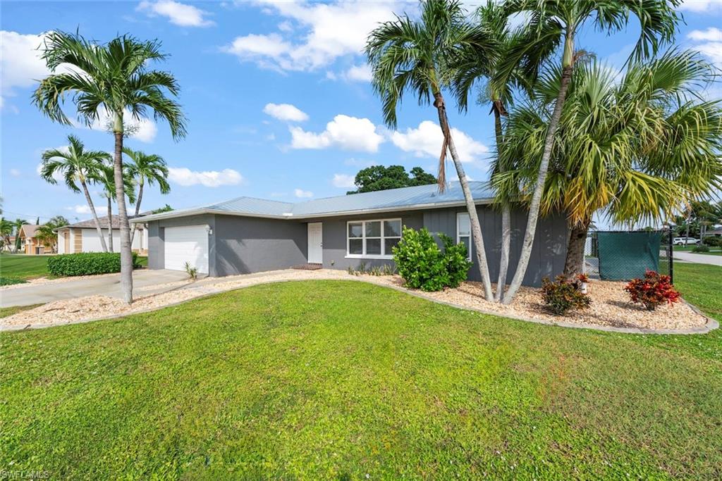 Residential in CAPE CORAL
