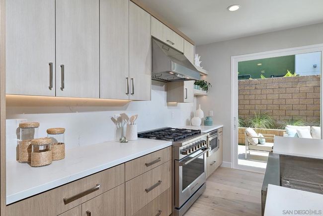 567 N Vulcan Ave, House other with 3 bedrooms, 3 bathrooms and 2 parking in Encinitas CA | Image 12