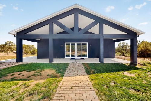 19 Eastview Ln, Stanley, NM, 87056 | Card Image