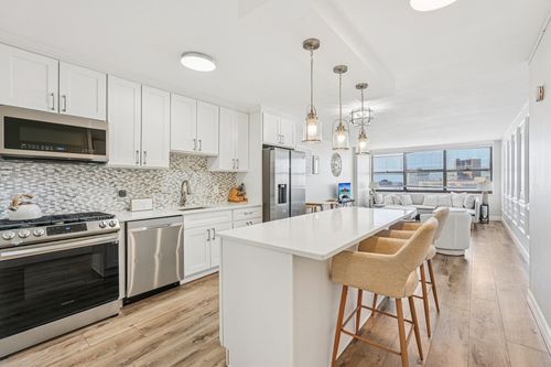 apt-41j-7002 Kennedy Blvd, Guttenberg, NJ, 07093-4954 | Card Image