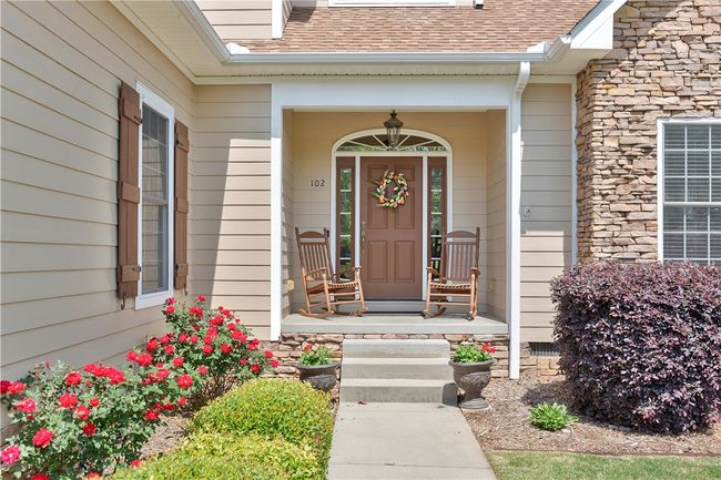 102 Woods Dr, House other with 4 bedrooms, 3 bathrooms and null parking in West Union SC | Image 4