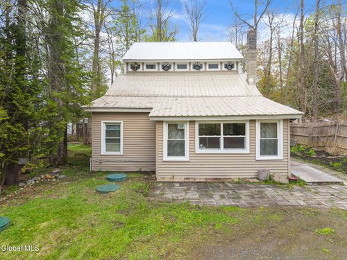 142 First Ave, Caroga Lake, NY, 12032-7715 | Card Image