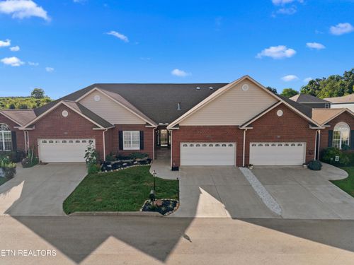 803 Fountain View Way, Seymour, TN, 37865-5198 | Card Image