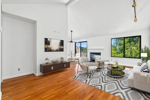 17 Carriage Ln, Scotts Valley, CA, 95066-4770 | Card Image