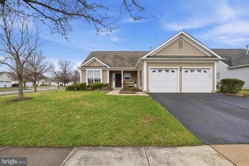 304 Daylilly Way, MIDDLETOWN, DE, 19709-5830 | Card Image