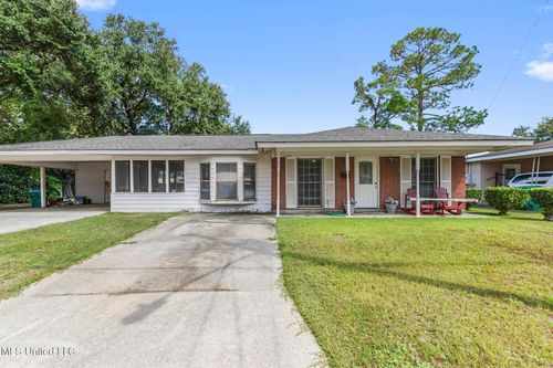 1704 62nd Ave, Gulfport, MS, 39501-4018 | Card Image