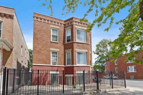 apt-1e-3456 Augusta Blvd, Chicago, IL, 60651-4019 | Card Image