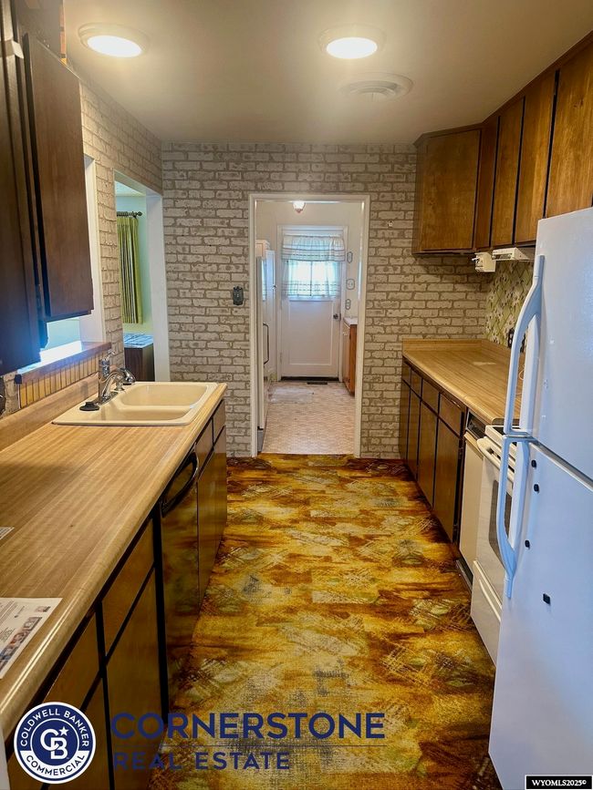 1819 S Washington St, House other with 3 bedrooms, 1 bathrooms and null parking in Casper WY | Image 9
