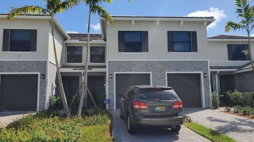 190 Se 5th Ct, Deerfield Beach, FL, 33441-4750 | Card Image
