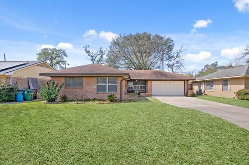 1409 Conrad Sauer Dr, Houston, TX, 77043-4310 | Card Image